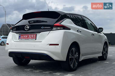 Хетчбек Nissan Leaf 2020 в 