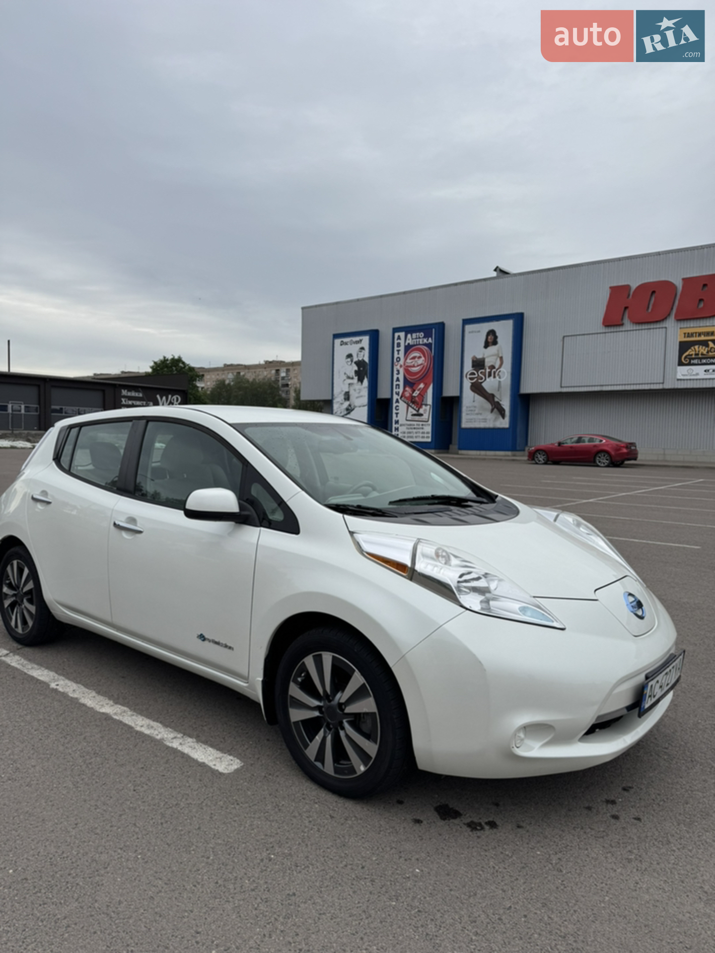 2016 Nissan Leaf - мініатюра 2