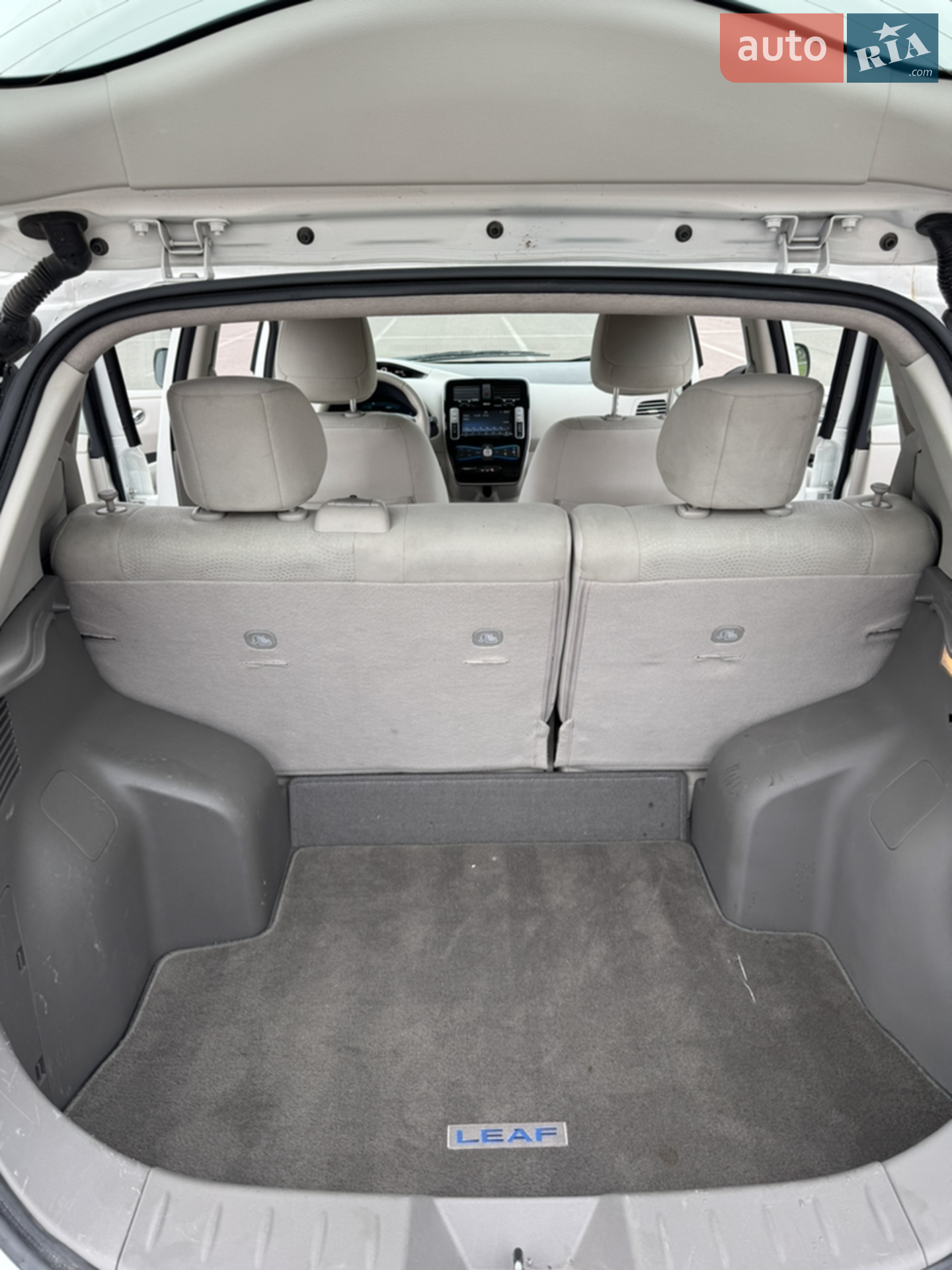 2016 Nissan Leaf - мініатюра 18