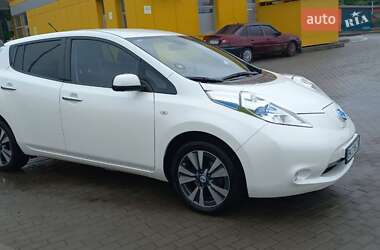 Хэтчбек Nissan Leaf 2014 в Ровно