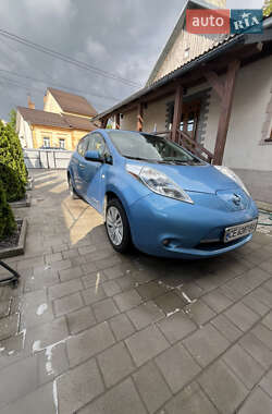 Хэтчбек Nissan Leaf 2012 в Черновцах