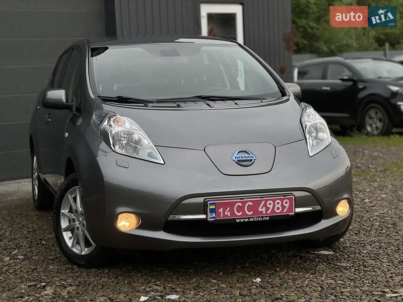 Хетчбек Nissan Leaf 2015 в Трускавці