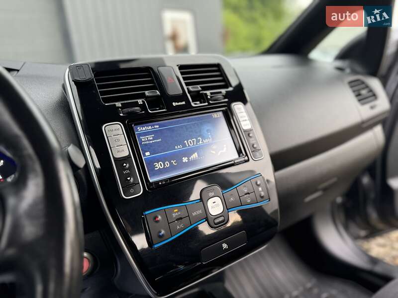 Хетчбек Nissan Leaf 2015 в Трускавці