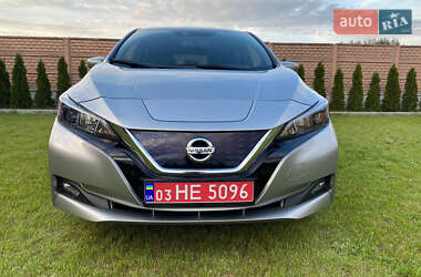 Хетчбек Nissan Leaf 2020 в 