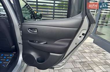 Хетчбек Nissan Leaf 2019 в 