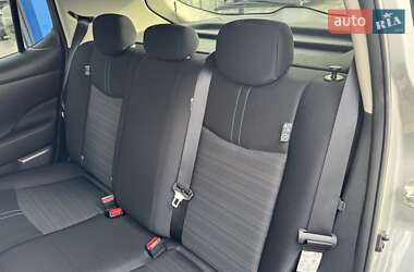 Хетчбек Nissan Leaf 2019 в 