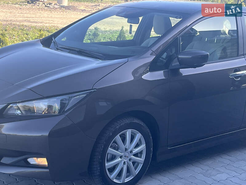 Хетчбек Nissan Leaf 2021 в Бродах