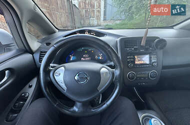 Хетчбек Nissan Leaf 2014 в 