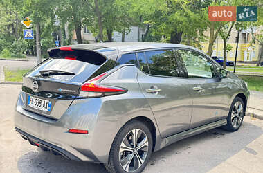 Хетчбек Nissan Leaf 2019 в Миколаєві