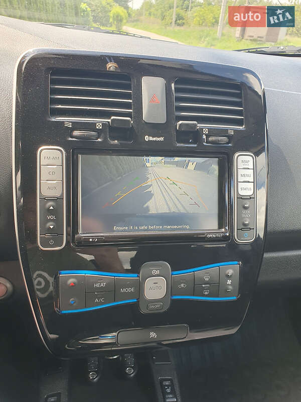 Хетчбек Nissan Leaf 2014 в Горі