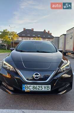 Хэтчбек Nissan Leaf 2018 в Львове