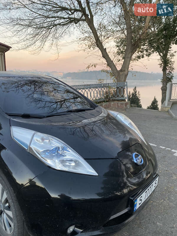 Хетчбек Nissan Leaf 2014 в Тернополі