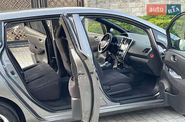 Хэтчбек Nissan Leaf 2014 в 
