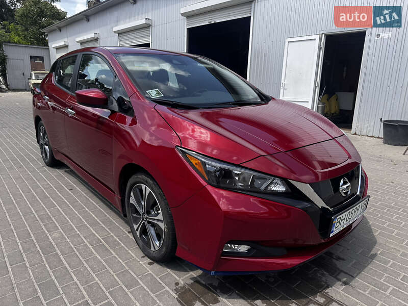 Хетчбек Nissan Leaf 2021 в Одесі
