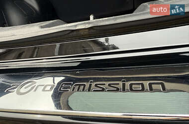Хетчбек Nissan Leaf 2020 в 