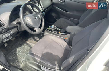 Хэтчбек Nissan Leaf 2017 в 