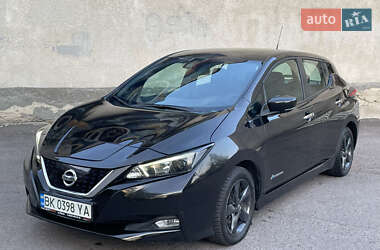 Хетчбек Nissan Leaf 2018 в Рівному