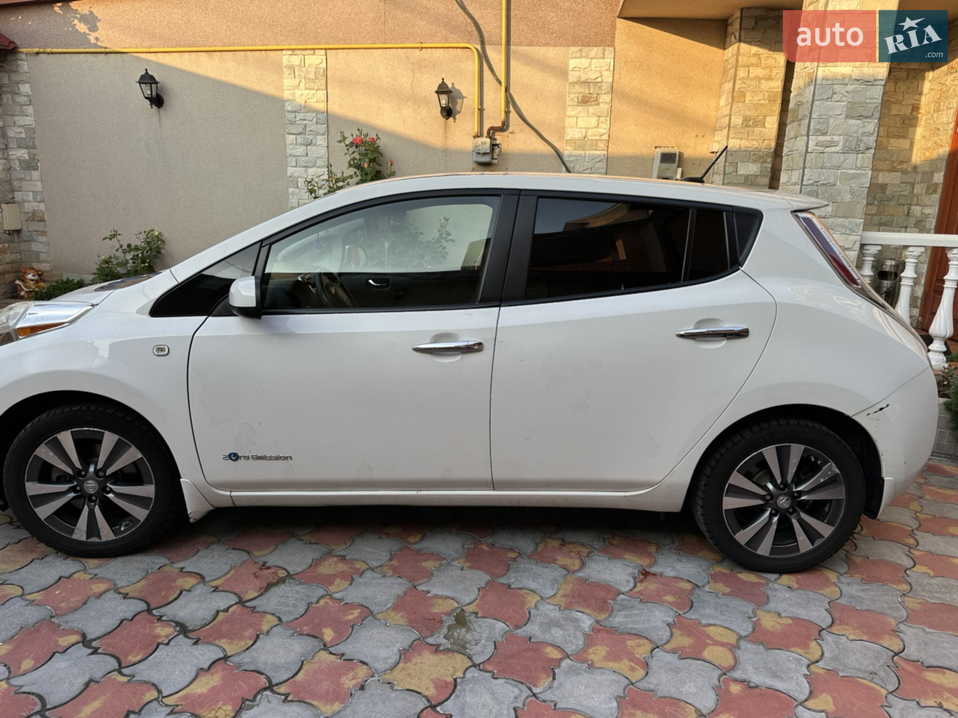 2015 Nissan Leaf - мініатюра 3