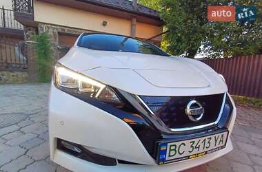 Хэтчбек Nissan Leaf 2018 в 