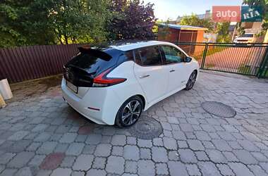 Хэтчбек Nissan Leaf 2018 в 