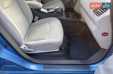 Хетчбек Nissan Leaf 2012 в 