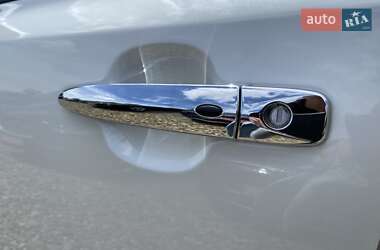 Хэтчбек Nissan Leaf 2020 в 