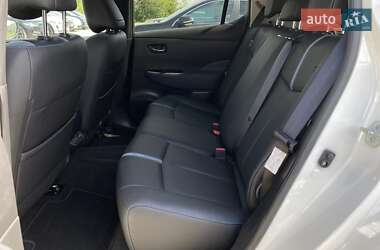 Хэтчбек Nissan Leaf 2020 в 