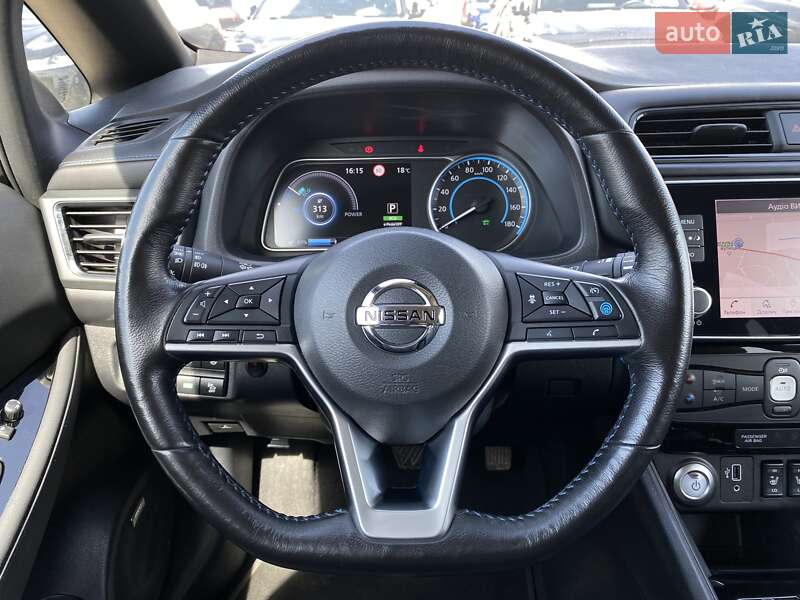 Хэтчбек Nissan Leaf 2020 в Львове