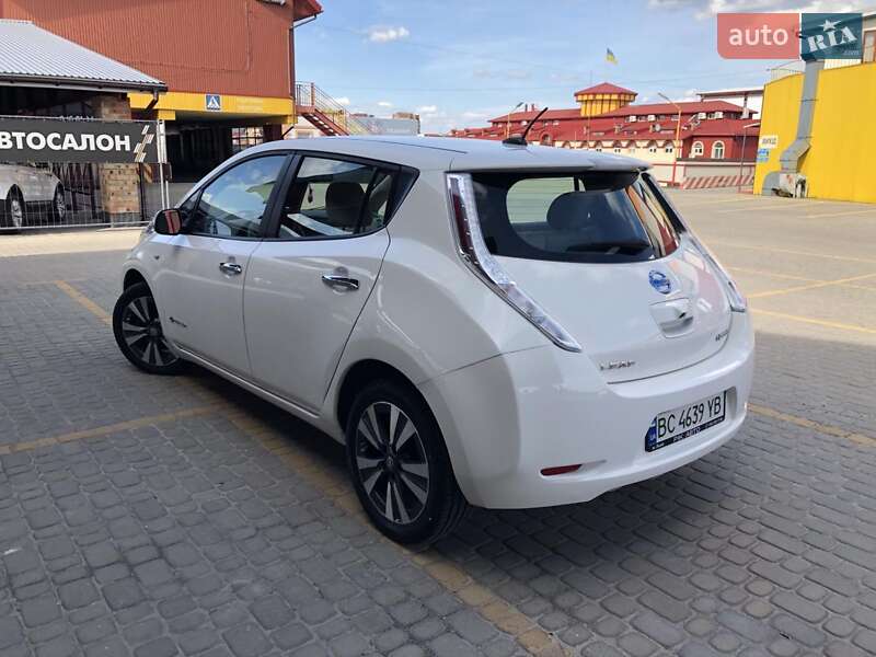 Хетчбек Nissan Leaf 2014 в Львові