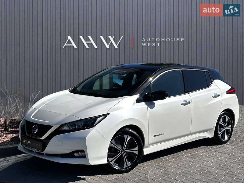 Хэтчбек Nissan Leaf 2020 в 