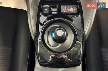 Хэтчбек Nissan Leaf 2020 в 