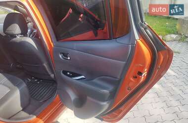 Хэтчбек Nissan Leaf 2022 в 
