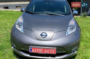 Хетчбек Nissan Leaf 2014 в Чернівцях