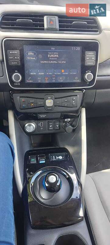 Хетчбек Nissan Leaf 2020 в Дніпрі