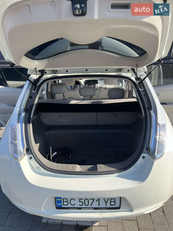 Хетчбек Nissan Leaf 2012 в Кам'янці-Бузькій фото 14 Хетчбек Nissan Leaf 2012 в Кам'янці-Бузькій