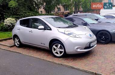 Хэтчбек Nissan Leaf 2011 в Ровно