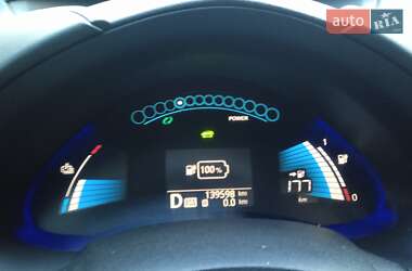 Хетчбек Nissan Leaf 2015 в Ланівці