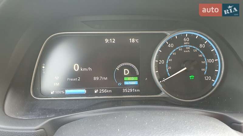 Хетчбек Nissan Leaf 2022 в Дніпрі