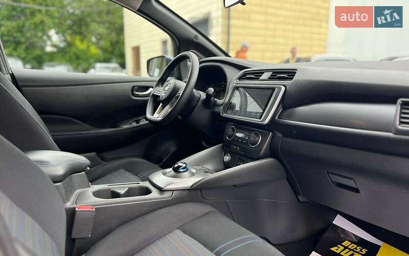 Хэтчбек Nissan Leaf 2018 в Ивано-Франковске