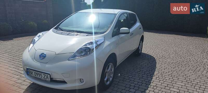 Nissan Leaf 2016