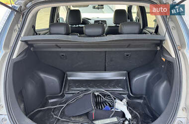 Хэтчбек Nissan Leaf 2014 в 