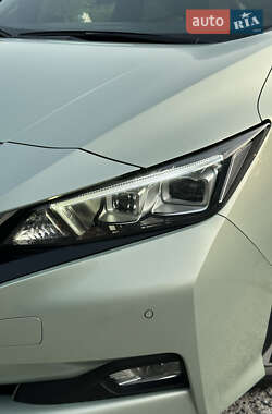 Хэтчбек Nissan Leaf 2018 в 