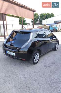 Хэтчбек Nissan Leaf 2011 в Ровно