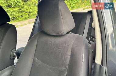 Хетчбек Nissan Leaf 2013 в 