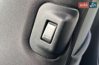 Хетчбек Nissan Leaf 2013 в 
