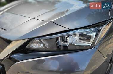 Хэтчбек Nissan Leaf 2021 в 