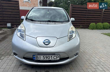 Хетчбек Nissan Leaf 2014 в Києві