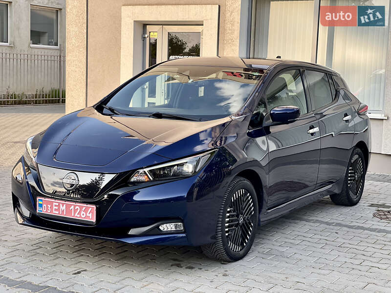 Хетчбек Nissan Leaf 2022 в Дрогобичі