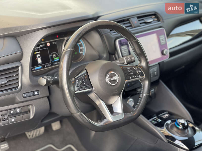 Хетчбек Nissan Leaf 2022 в Дрогобичі