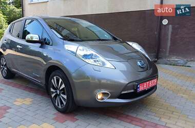 Хэтчбек Nissan Leaf 2014 в Звягеле